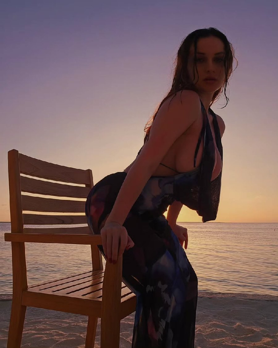 Sexy girl Miranda Faith nude in Athens